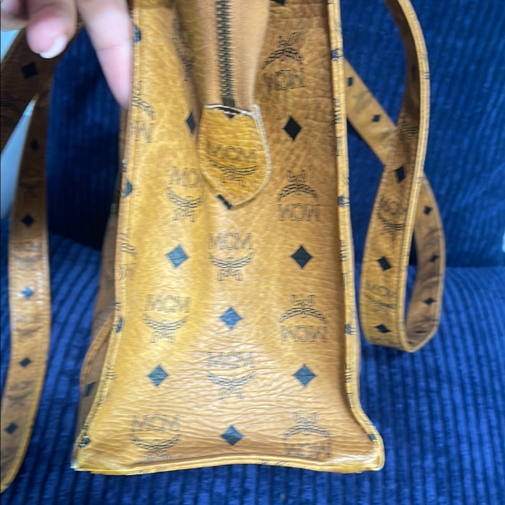 MCM Brown Leather Tote Bag - Picture 8 of 15